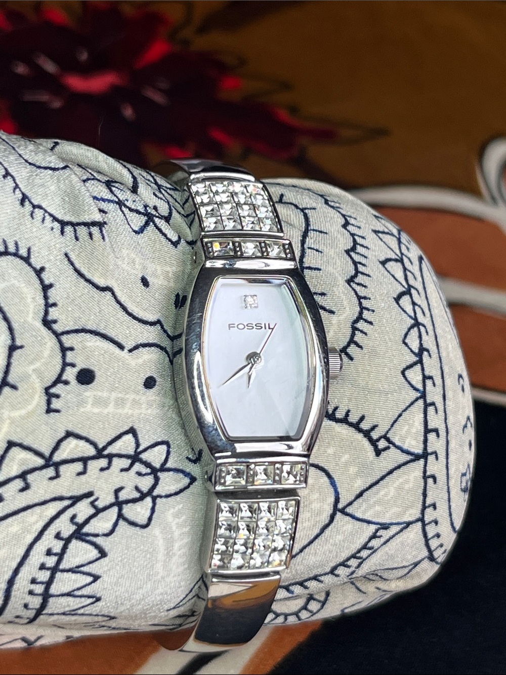 Fossil f2 ES1283 silver tone quartz watch with crystal accents
